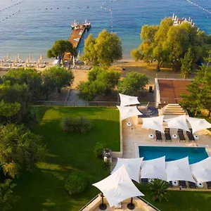 https://farrys-apart.aegeanhotels.net