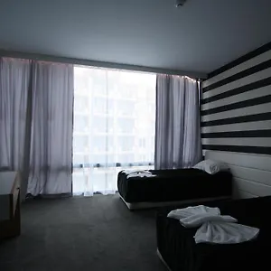 https://riviera-blue.sunnybeach-hotels.org