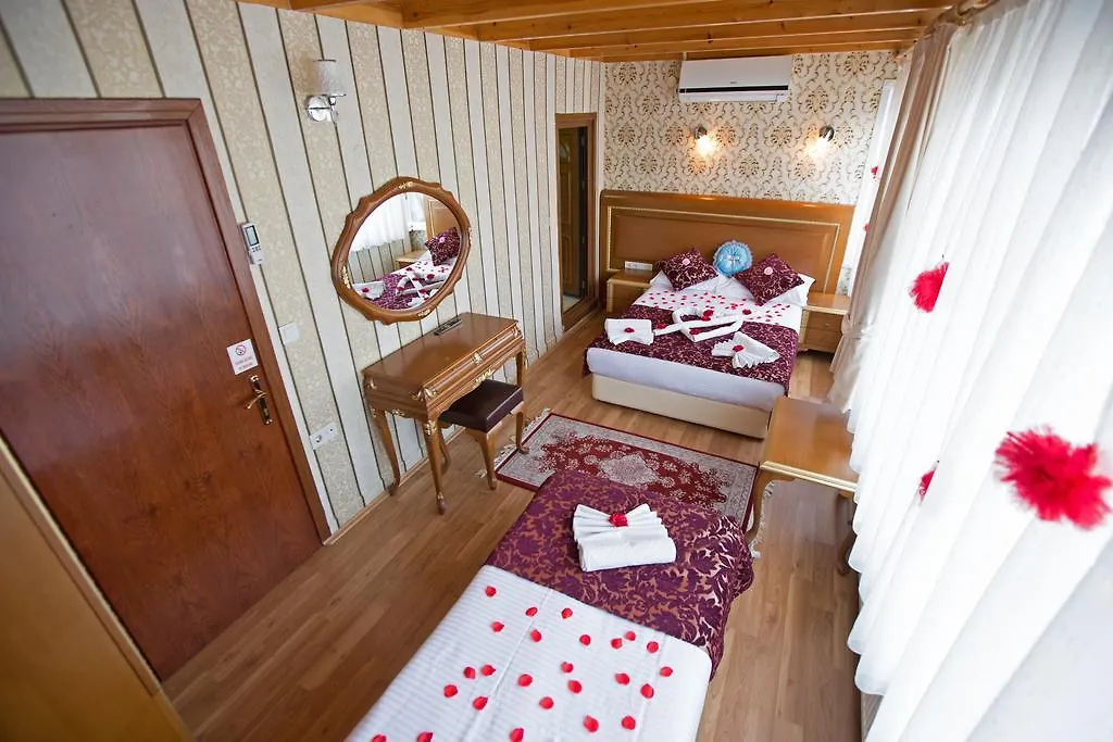 Sirkeci Emek Hotel Istanbul 2*,