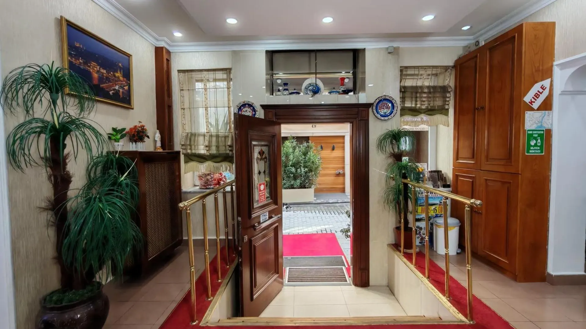 **  Sirkeci Emek Hotel Istanbul Turkey